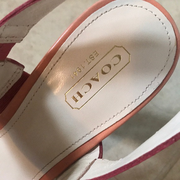 Coach coral/peach leather sandal with platform sz8 - Picture 4 of 5